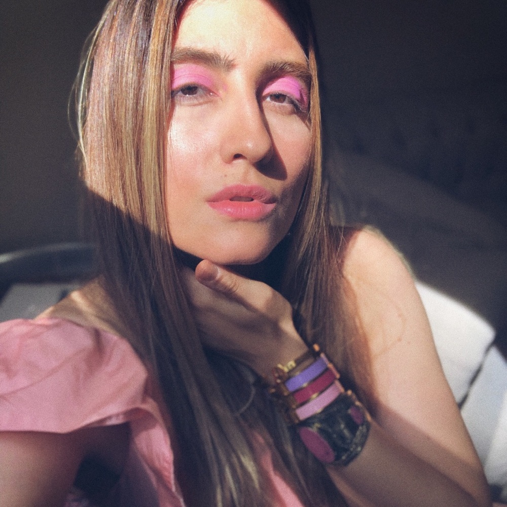 Meet your Posher, Jasmine